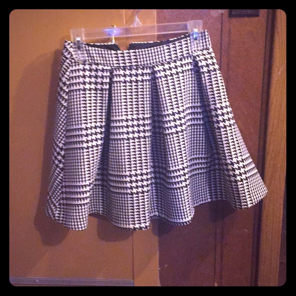 Wool skirt